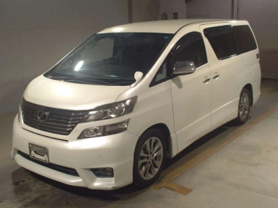 TOYOTA VELLFIRE