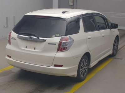 HONDA FIT SHUTTLE HYBRID