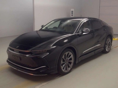 TOYOTA CROWN CROSSOVER