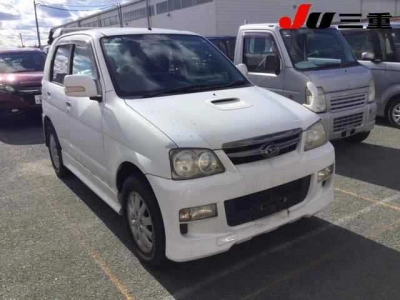 DAIHATSU TERIOS KID