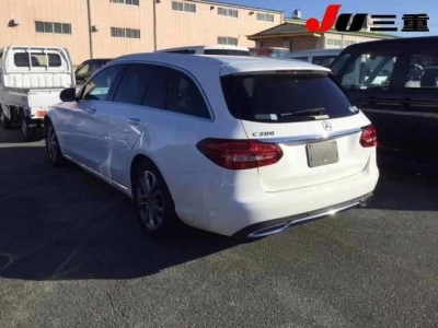 MERCEDES BENZ C CLASS