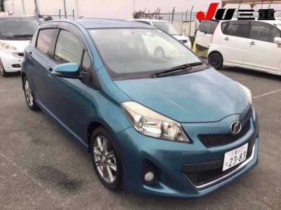 TOYOTA VITZ