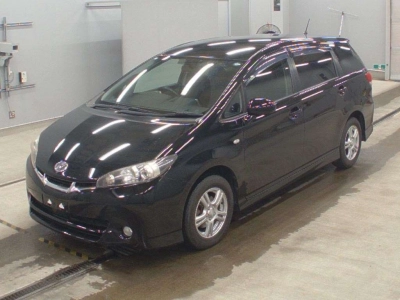 TOYOTA WISH
