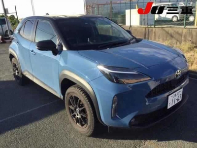 TOYOTA YARIS CROSS