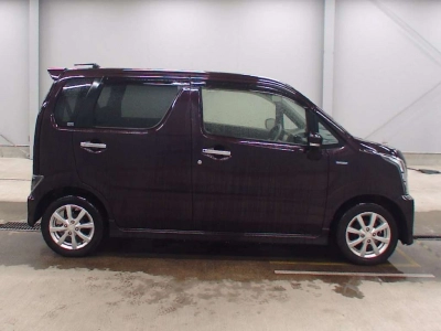 SUZUKI WAGON R STINGRAY