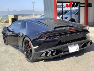 LAMBORGHINI HURACAN