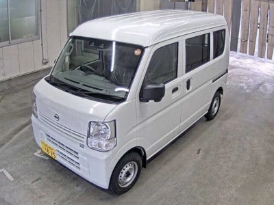 NISSAN CLIPPER VAN