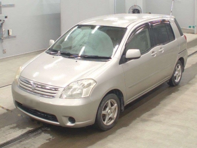 TOYOTA RAUM