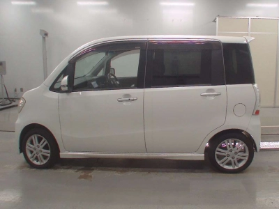 DAIHATSU TANTO EXE