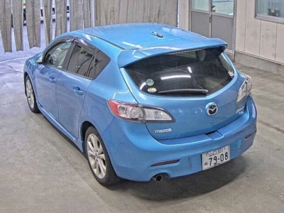 MAZDA AXELA SPORT