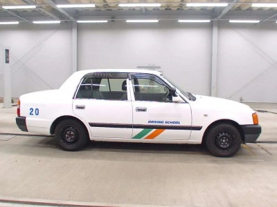 TOYOTA CROWN COMFORT