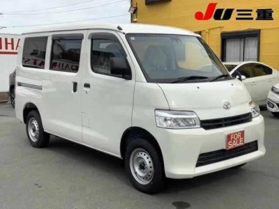TOYOTA TOWN ACE VAN