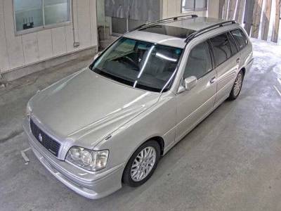 TOYOTA CROWN ESTATE