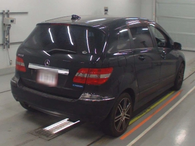 MERCEDES BENZ B CLASS