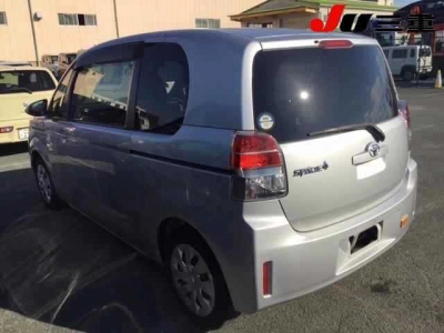 TOYOTA SPADE