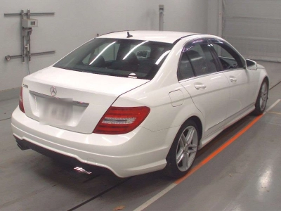 MERCEDES BENZ C CLASS