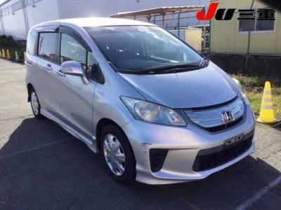 HONDA FREED