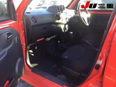 DAIHATSU ESSE