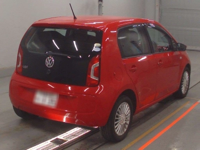 VOLKSWAGEN UP!