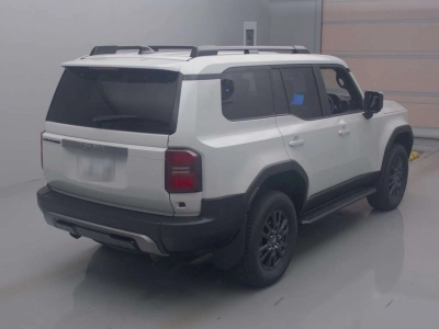 TOYOTA LAND CRUISER 250