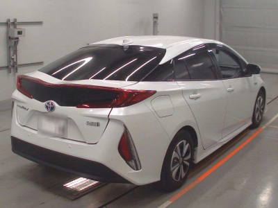 TOYOTA PRIUS PHV