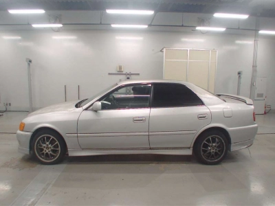 TOYOTA CHASER