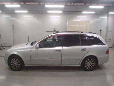 MERCEDES BENZ E CLASS STATION WAGON