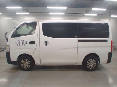 NISSAN NV350 CARAVAN
