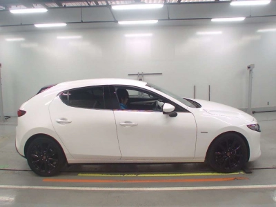 MAZDA MAZDA3 FASTBACK