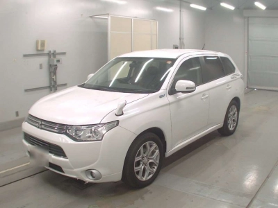 MITSUBISHI OUTLANDER PHEV