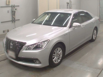 TOYOTA CROWN HYBRID