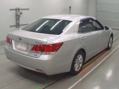 TOYOTA CROWN HYBRID