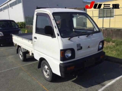 MITSUBISHI MINICAB TRUCK