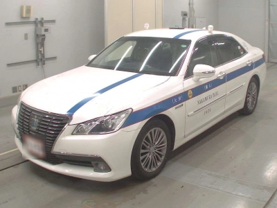 TOYOTA CROWN HYBRID