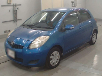 TOYOTA VITZ