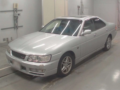 NISSAN LAUREL