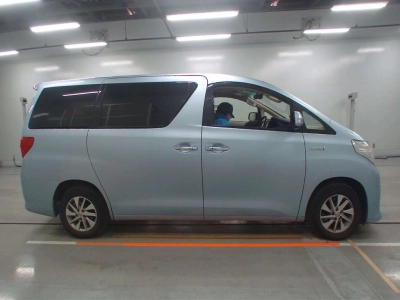 TOYOTA ALPHARD HYBRID
