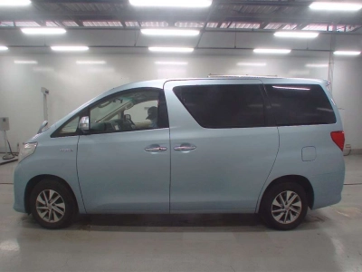 TOYOTA ALPHARD HYBRID
