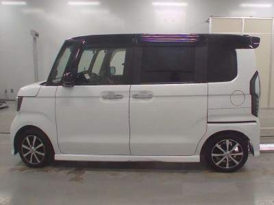 HONDA N BOX CUSTOM