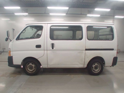 NISSAN CARAVAN