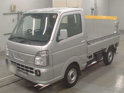 NISSAN CLIPPER TRUCK