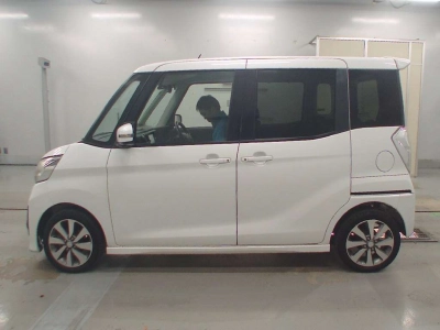 MITSUBISHI EK SPACE CUSTOM