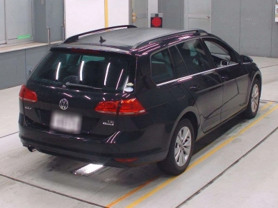 VOLKSWAGEN GOLF VARIANT