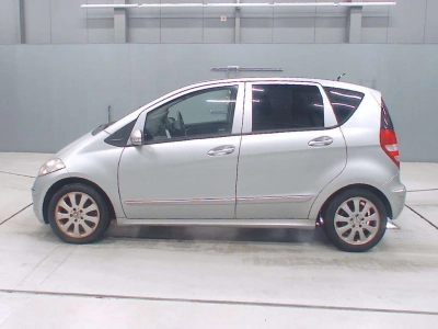 MERCEDES BENZ A CLASS