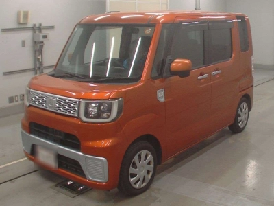 DAIHATSU WAKE