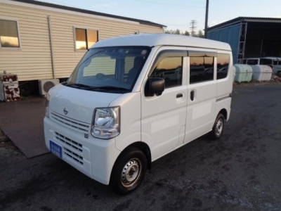 NISSAN NV100 CLIPPER
