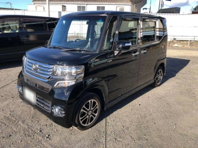 HONDA N BOX CUSTOM