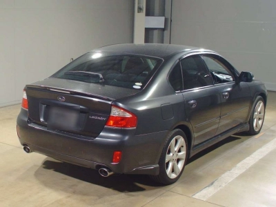 SUBARU LEGACY B4