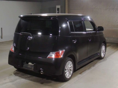 TOYOTA BB