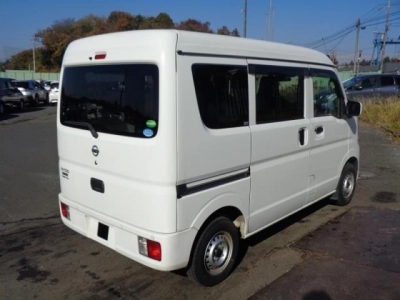 NISSAN NV100 CLIPPER
